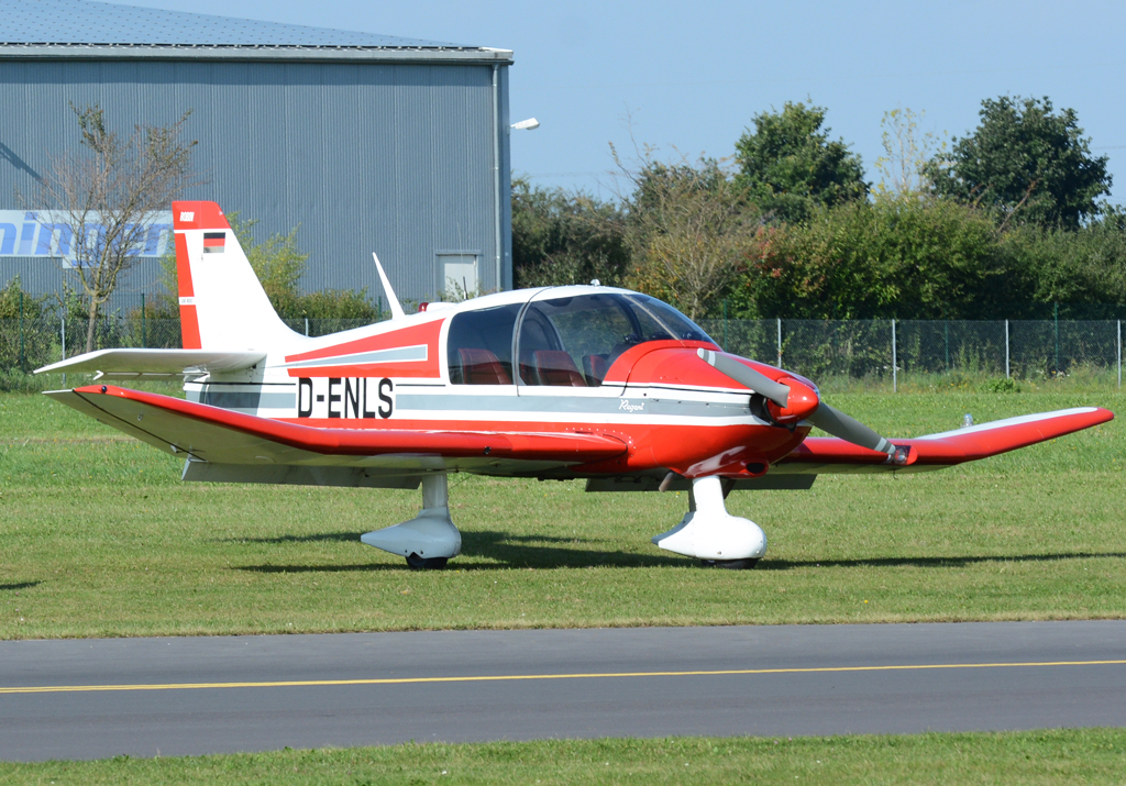 Robin DR-400-180 Regent, D-ENLS in Koblenz-Winningen - 17.09.2014