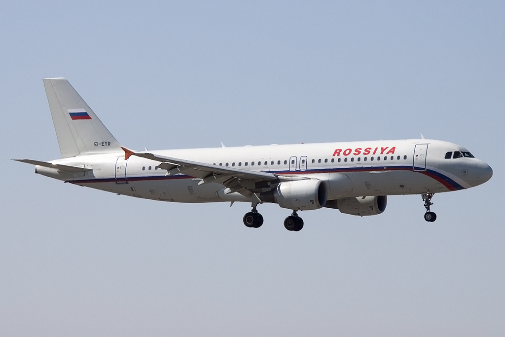 Rossiya, EI-EYR, Airbus, A320-214, 06.04.2015, MXP, Mailand-Malpensa, Italy 



