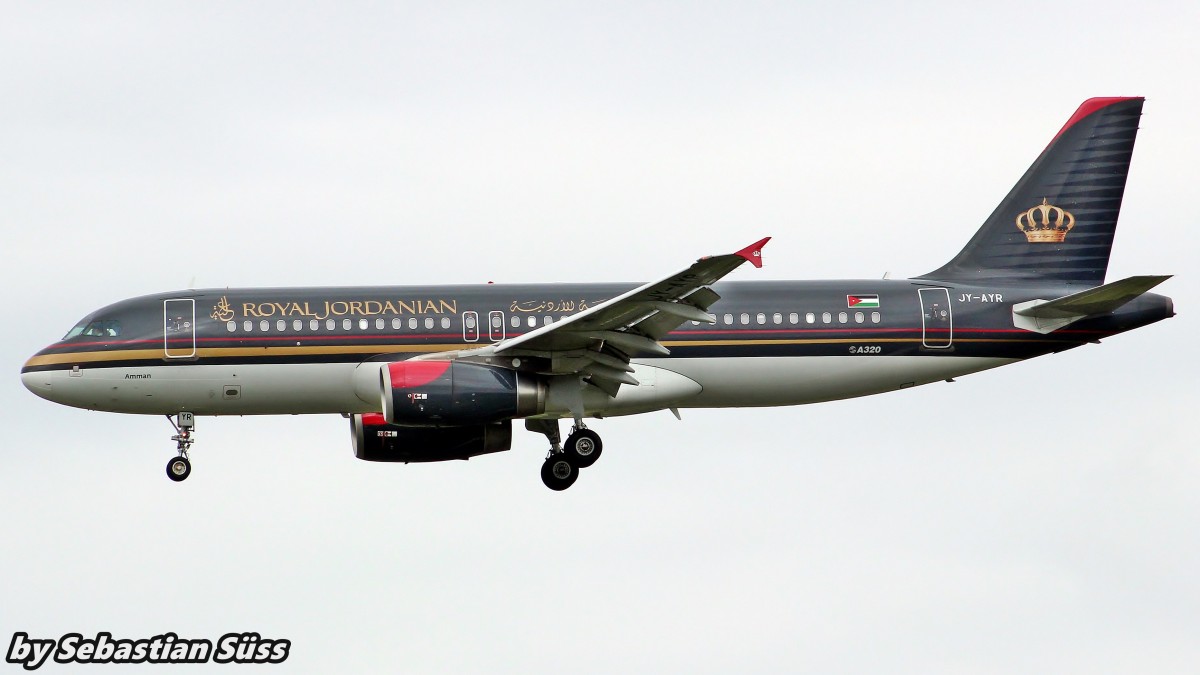 Royal Jordanian A320 JY-AYR @ Amsterdam Airport Schiphol. 4.4.15
