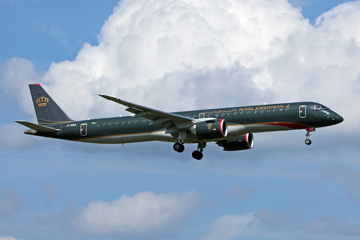 Royal Jordanian Airlines, JY-REA, Embraer E195-E2, msn: 19020116,  Ramtha , 24.August 2025, ZRH Zürich, Switzerland.
