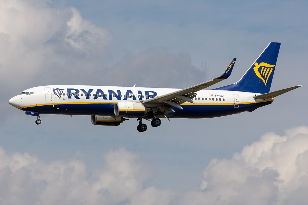 Ryanair ( Malta Air ), 9H-QDI, Boeing, B737-8AS, 16.08.2021, BER, Berlin, Germany