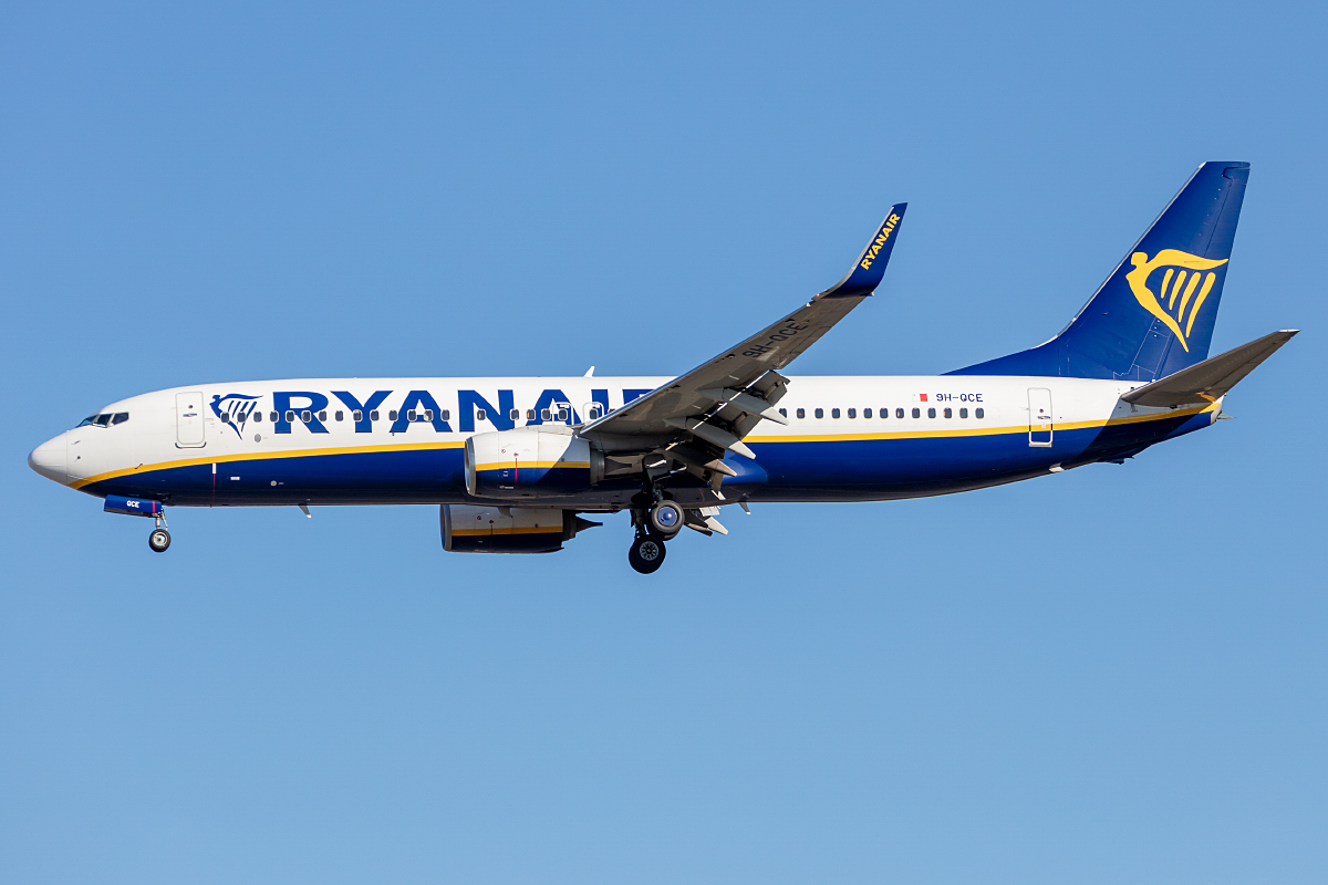 Ryanair, 9H-QCE, Boeing, B737-8AS, 05.11.2021, MXP, Mailand, Italy