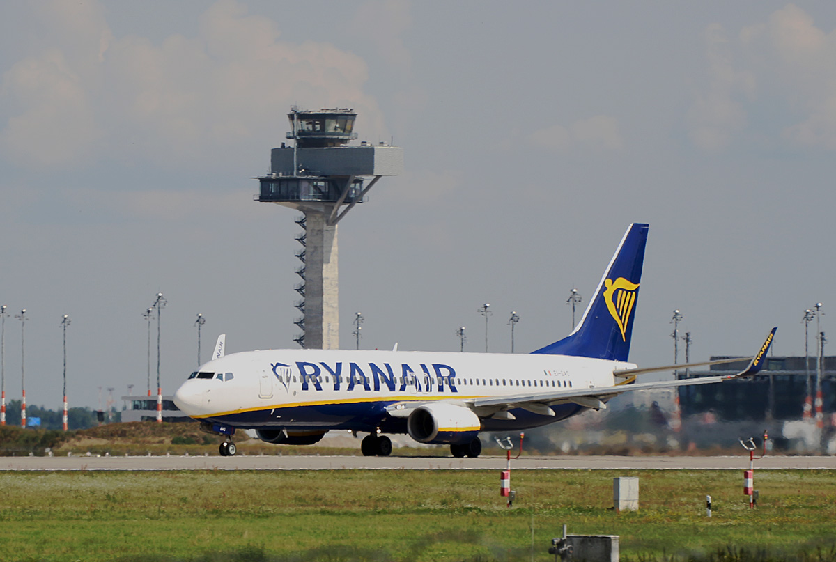 Ryanair, Boeing B 737-8AS, EI-DAO, BER, 06.08.2021