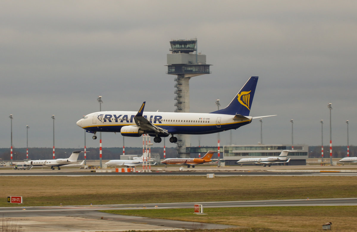 Ryanair, Boeing B 737-8AS, EI-DNO, SXF, 22.02.2019