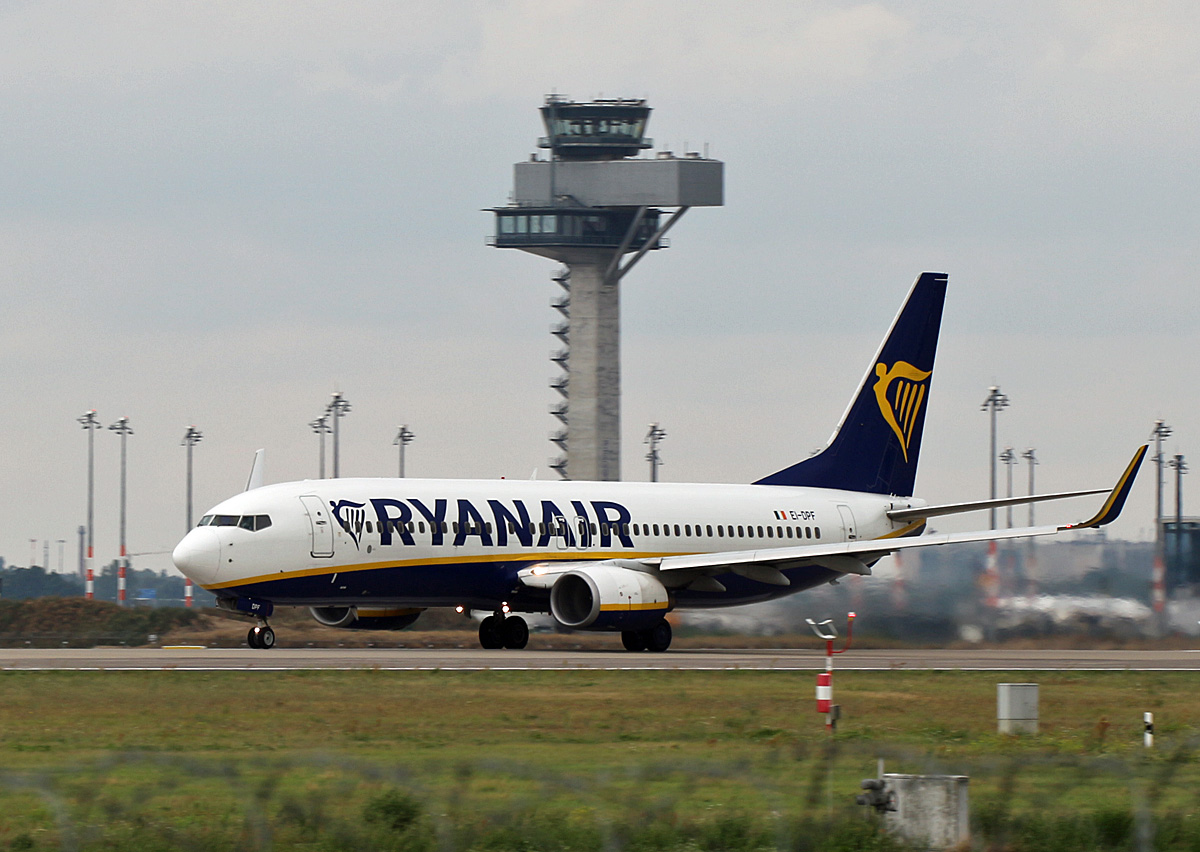 Ryanair, Boeing B 737-8AS, EI-DPF, BER, 19.08.2021