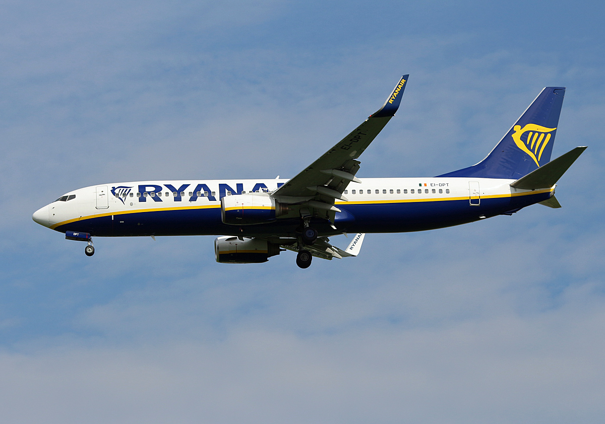 Ryanair, Boeing B 737-8AS, EI-DPT, SXF, 23.04.2018