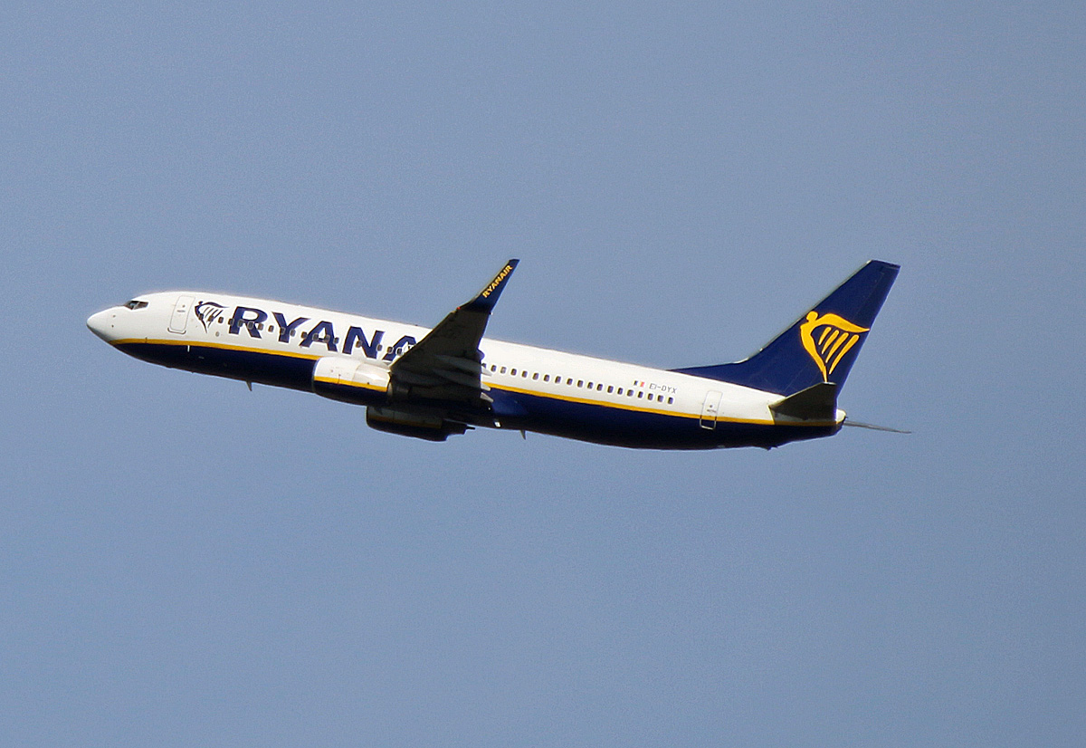 Ryanair, Boeing, B 737-8AS, EI-DYX, BER, 13.08.2023