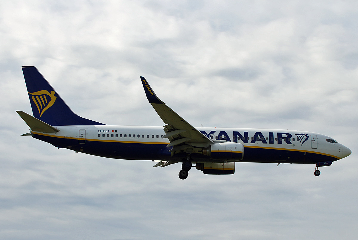Ryanair, Boeing B 737-8AS, EI-EBA, TXL, 10.08.2019