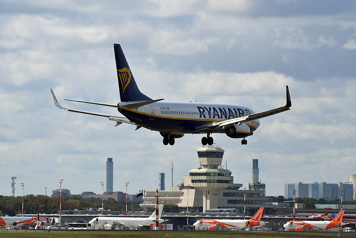 Ryanair, Boeing B 737-8AS, EI-EKG, TXL, 19.09.2019