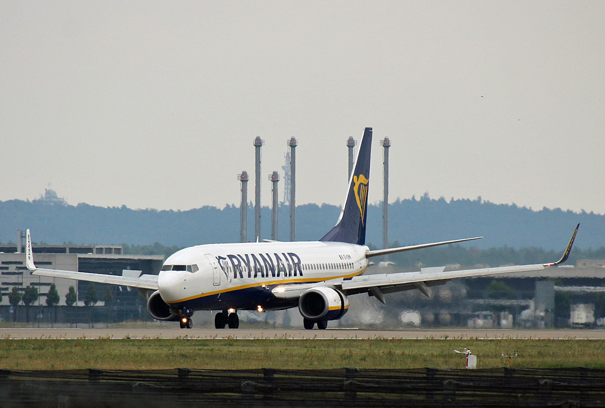 Ryanair, Boeing B 737-8AS, EI-EMM, BER, 19.08.2021