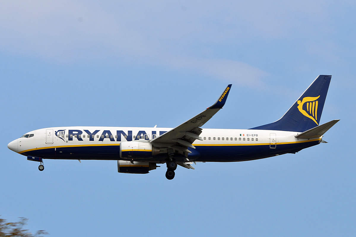 Ryanair, Boeing B 737-8AS, EI-EPB, TXL, 18.08.2018