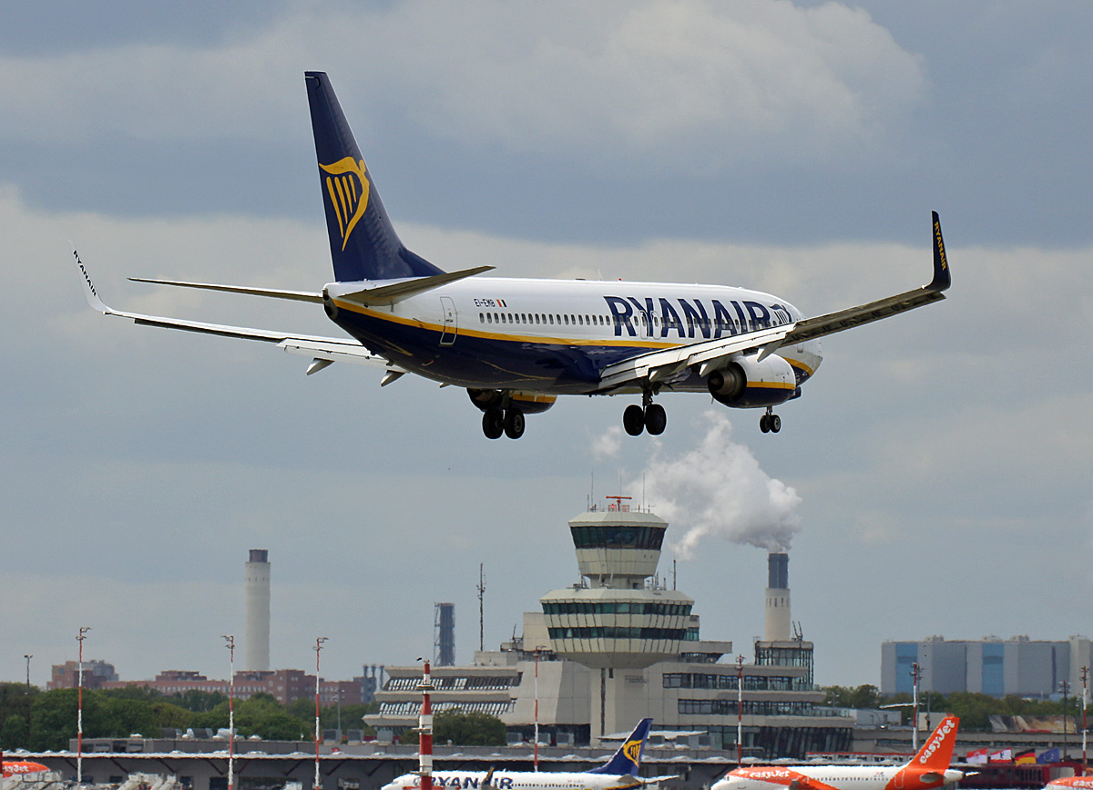 Ryanair, Boeing B 737-8AS, EI-EWB, TXL, 03.05.2019