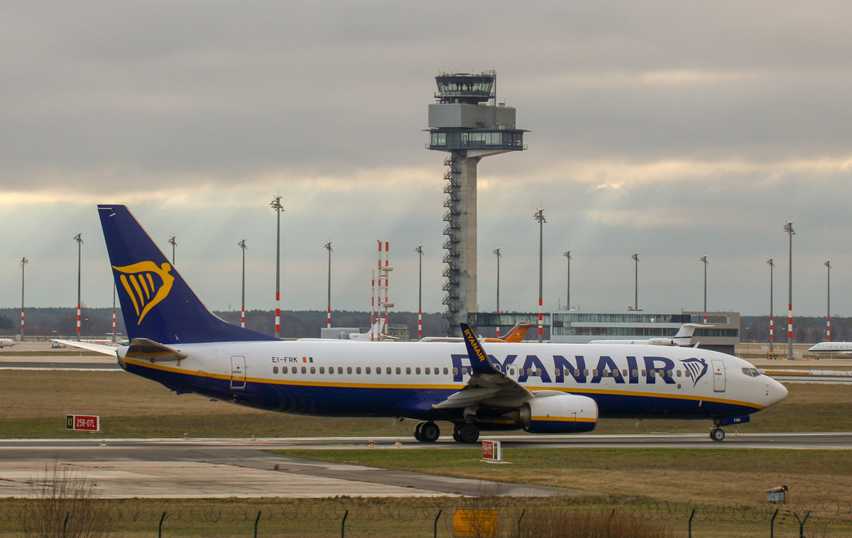 Ryanair, Boeing B 737-8AS, EI-FRK, SXF, 22.02.2019