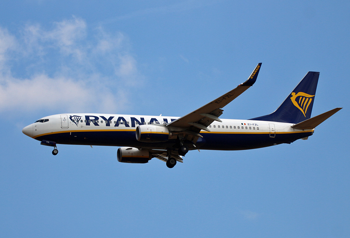 Ryanair, Boeing B 737-8AS, EI-FZL, SXF, 13.07.2019
