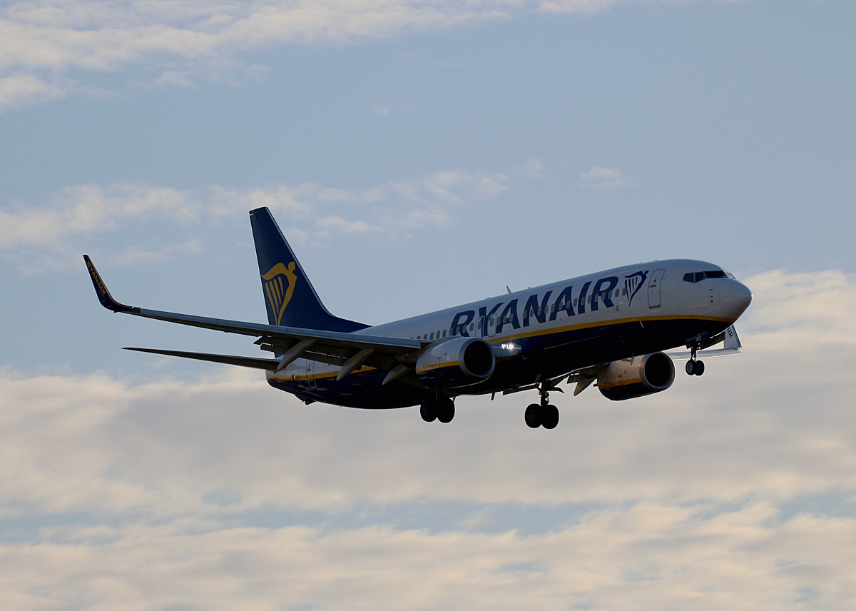 Ryanair, Boeing B 737-8AS, EI-GDZ, TXL, 29.12.2019
