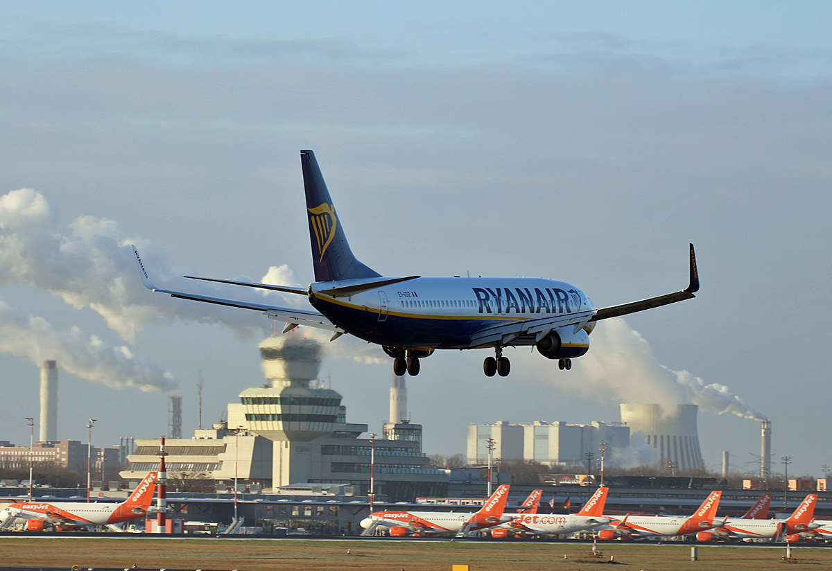 Ryanair Boeing B 737-8AS, EI-GDZ, TXL, 05.01.2020