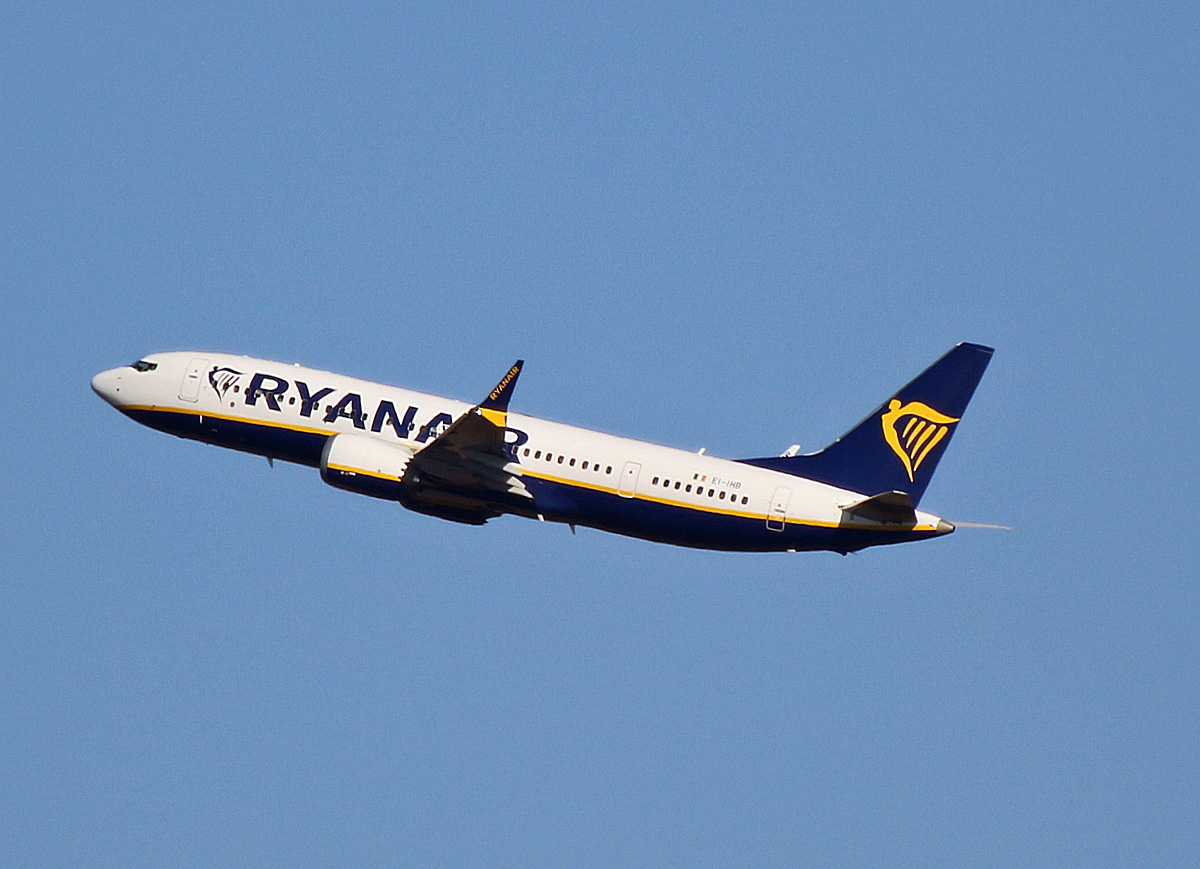Ryanair, Boeing B 737 MAX 8, EI-IHB, BER, 10.09.2023