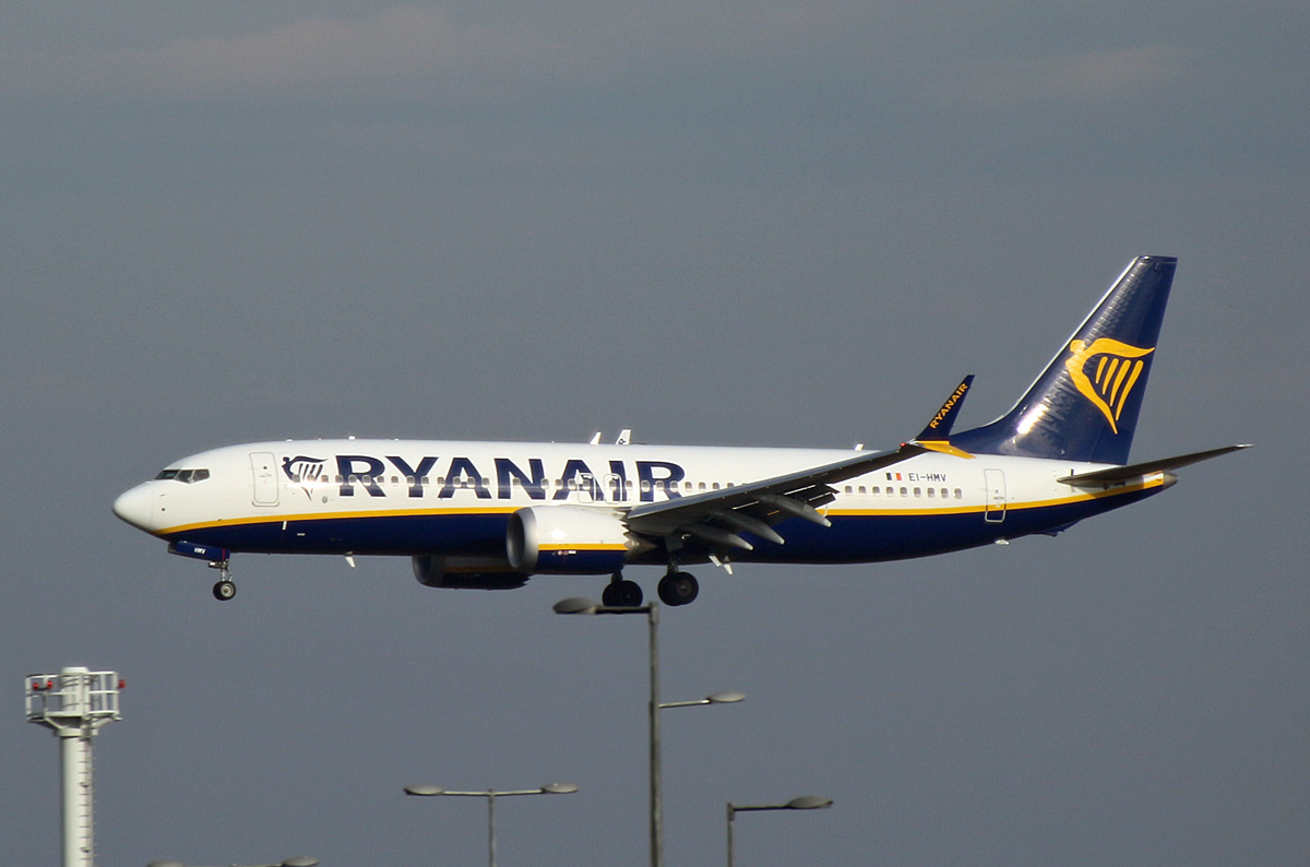 Ryanair, Boeing B 737-MAX 8, EI-HMV, BER, 16.02.2024