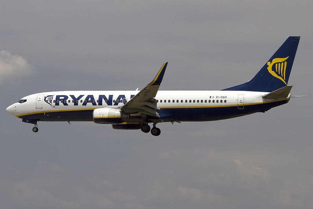 Ryanair, EI-DAO, Boeing, B737-8AS, 02.06.2014, BCN, Barcelona, Spain 



