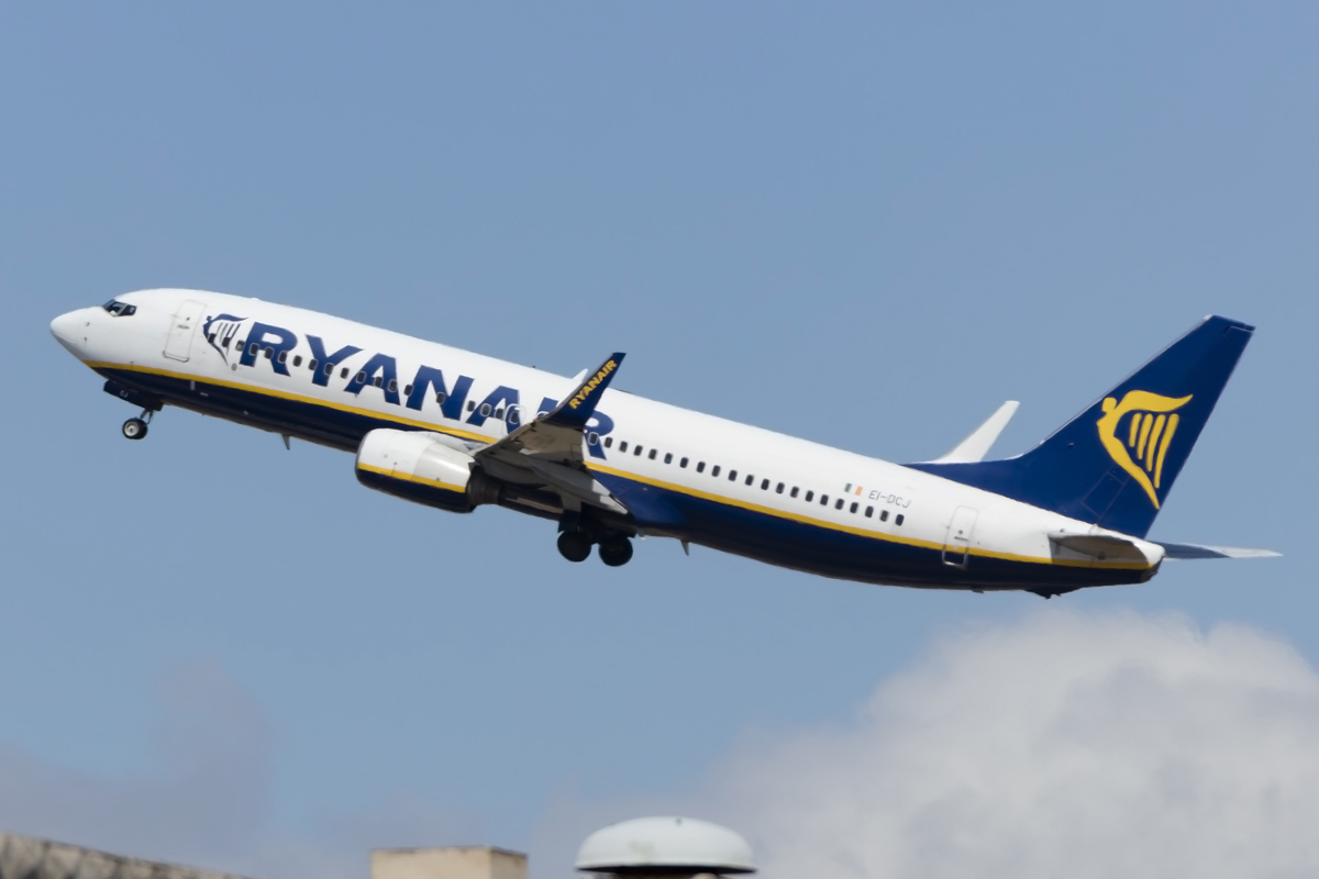 Ryanair, EI-DCJ, Boeing, B737-8AS, 24.04.2016, PMI, Palma de Mallorca, Spain 




