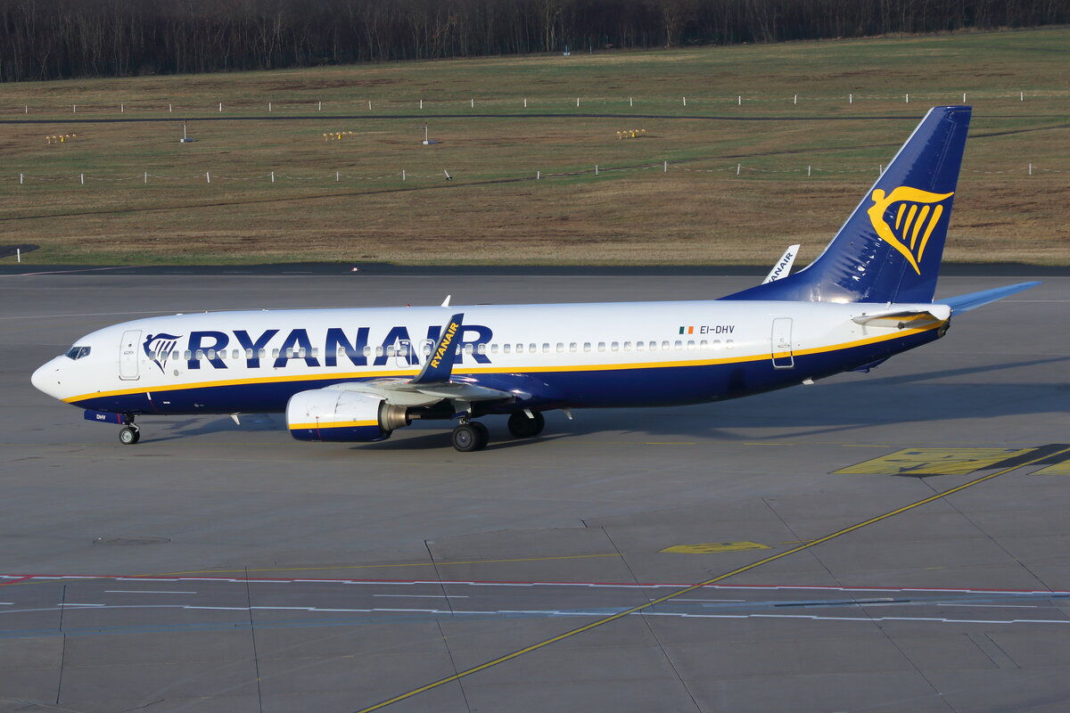 Ryanair, EI-DHV, Boeing 737-8AS. Köln-Bonn (EDDK), 13.02.2022.