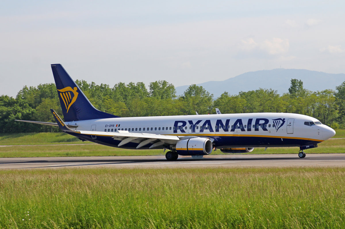 Ryanair, EI-DPB, Boeing 737-8AS W, 18.Mai 2016, BSL Basel, Switzerland.