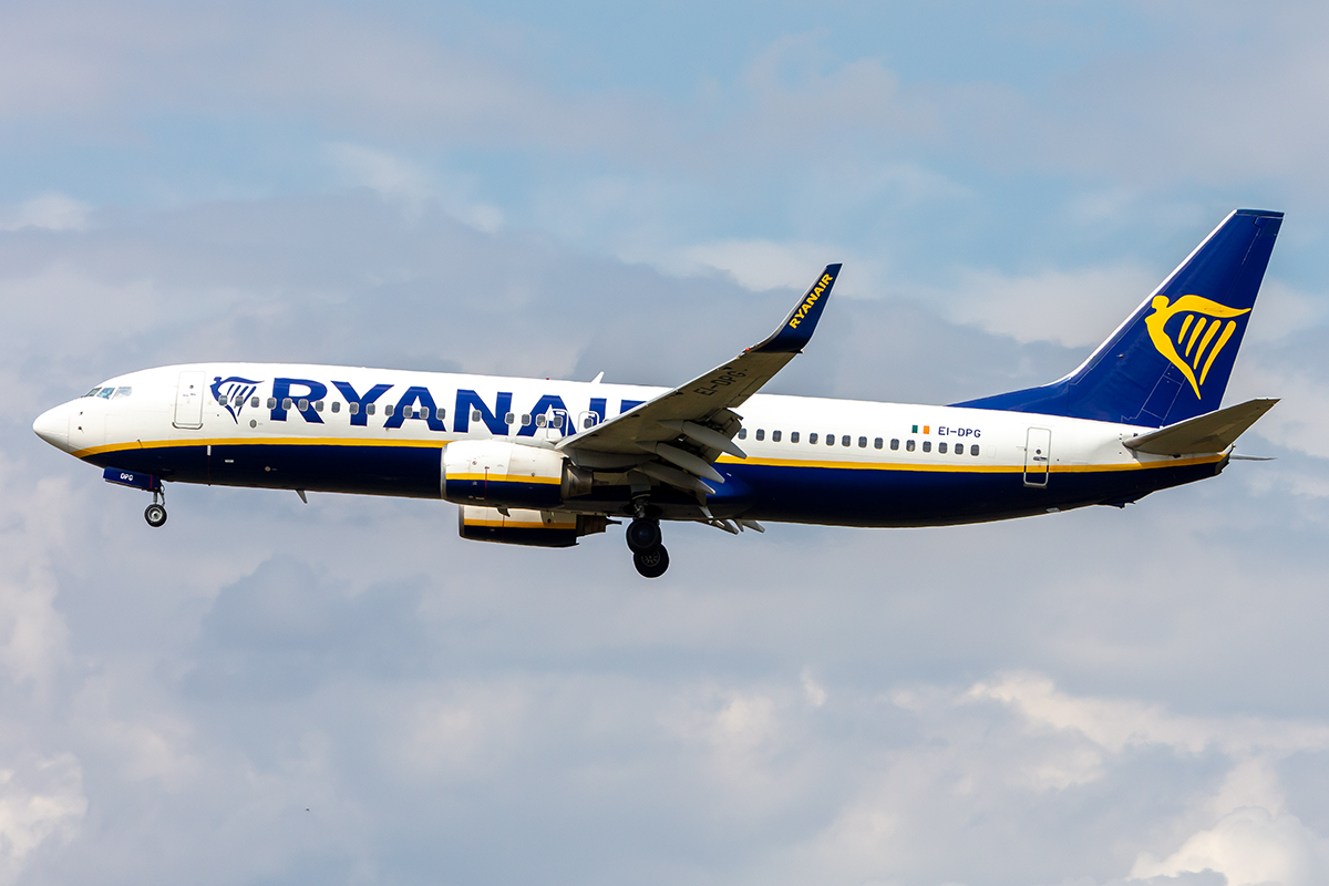 Ryanair, EI-DPG, Boeing, B737-8AS, 16.08.2021, BER, Berlin, Germany

