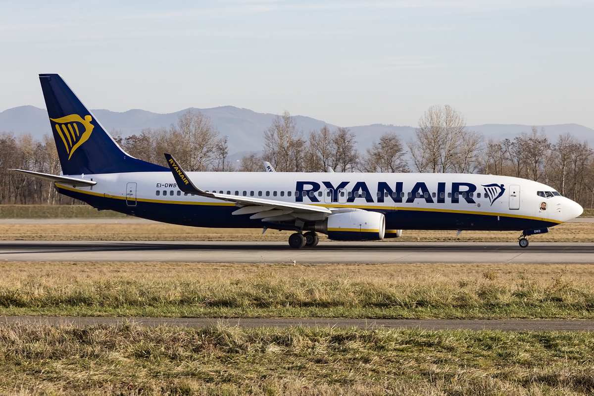 Ryanair, EI-DWB, Boeing, B737-8AS, 20.12.2015, BSL, Basel, Switzerland



