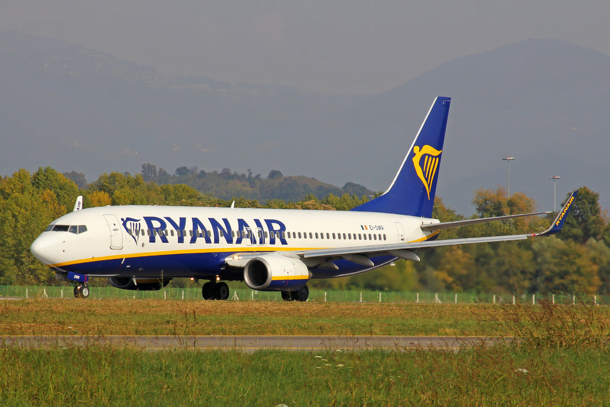 Ryanair, EI-DWR, Boeing 737-8AS, msn: 36081/2448, 16.Oktober 2018, BGY Bergamo, Italy.