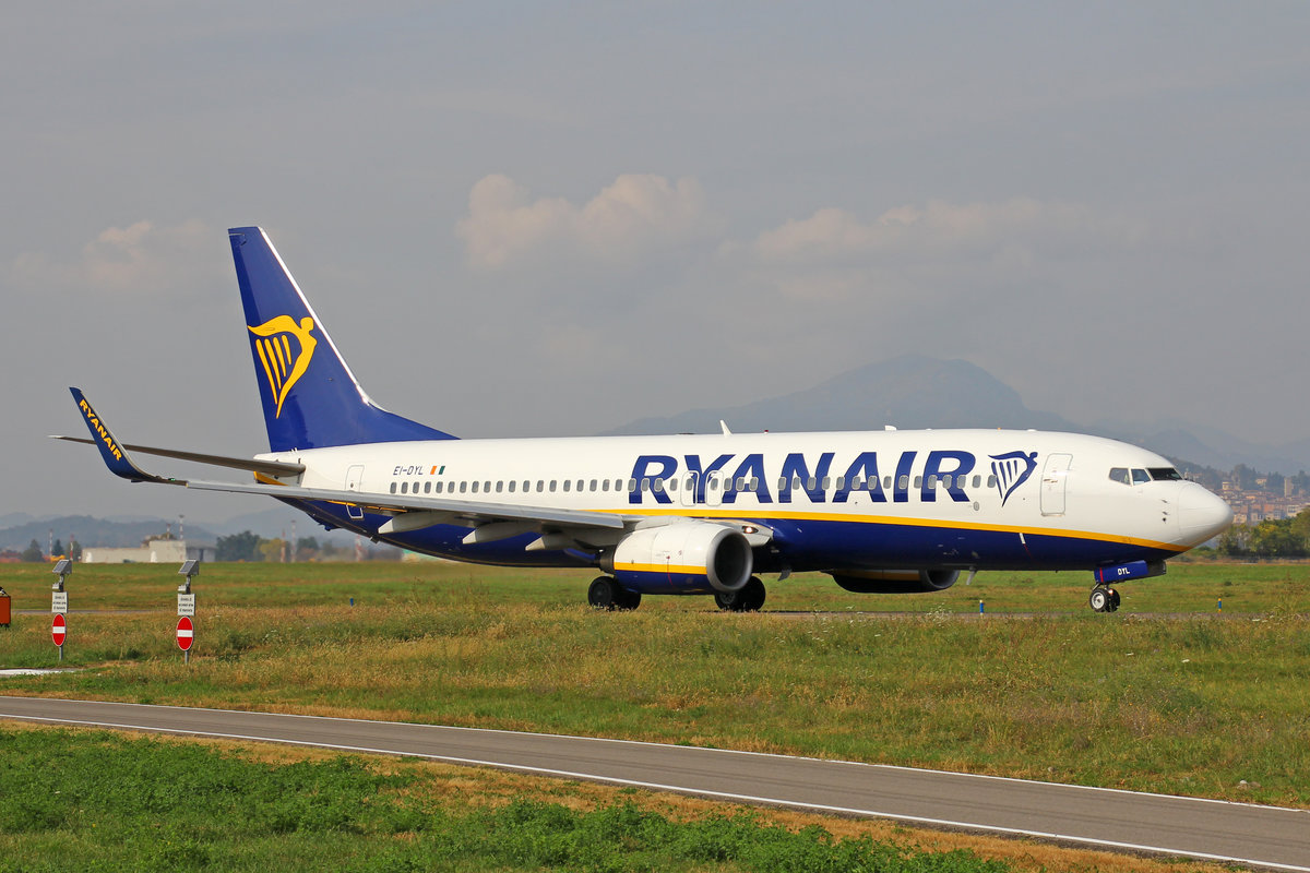 Ryanair, EI-DYL, Boeing 737-8AS, msn: 36574/2635, 16.Oktober 2018, BGY Bergamo, Italy.