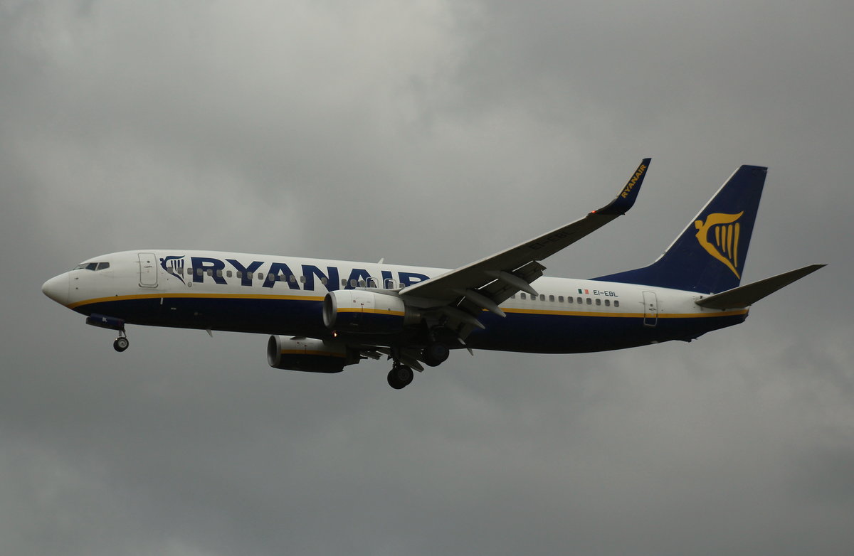 Ryanair, EI-EBL,(c/n 37529),Boeing 737-8AS(WL), 29.10.2016, HAM-EDDH, Hamburg, Germany 