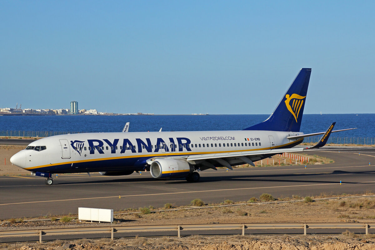 Ryanair, EI-EMB, Boeing 737-8AS, msn: 38511/3241,  Visit Azores , 30.Mai 2022, ACE Lanzarote, Spain.