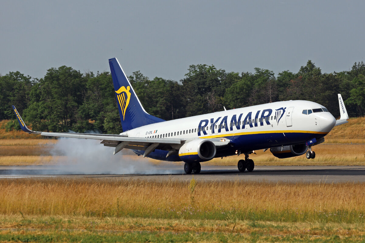 Ryanair, EI-EML, Boeing B737-8AS, msn: 38513/3283, 16.Juni 2023, BSL Basel - Mülhausen, Switzerland.