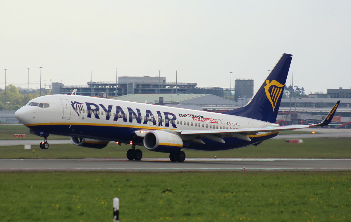 Ryanair, EI-FIO, MSN 61579, Boeing 737-8AS(WL), 03.05.2017, HAM-EDDH, Hamburg, Germany (Sticker: Gdańsk City of Freedom) 