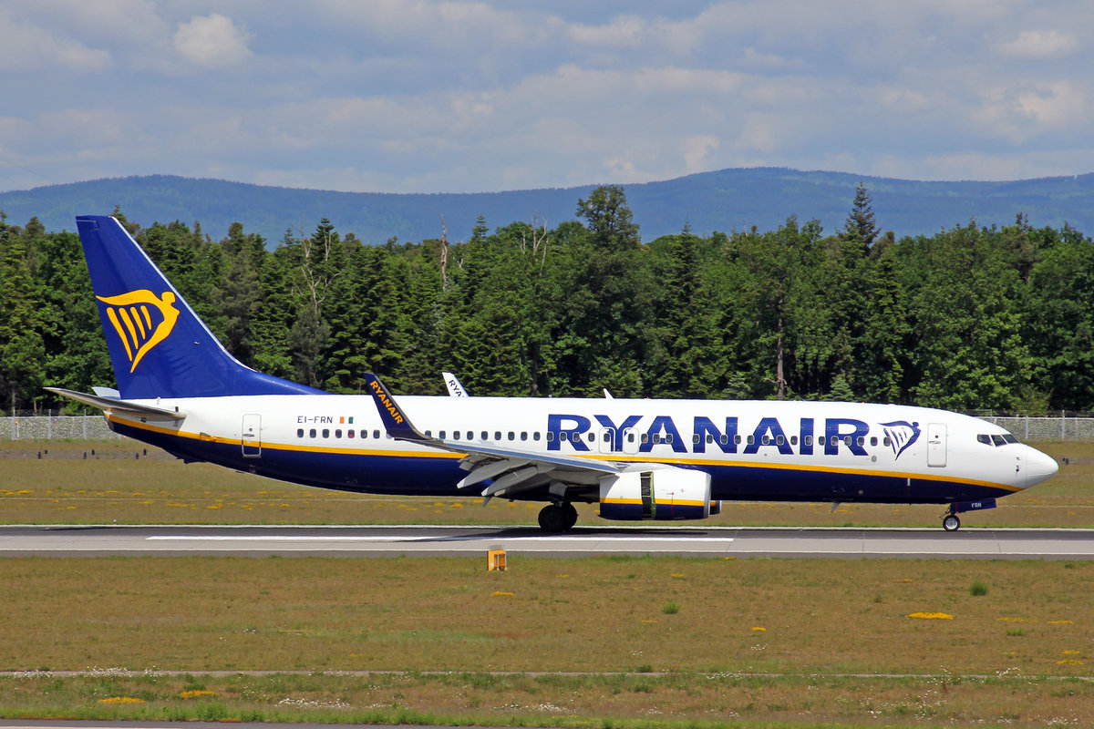 Ryanair, EI-FRN, Boeing 737-8AS, 21.Mai 2017, FRA Frankfurt am Main, Germany.