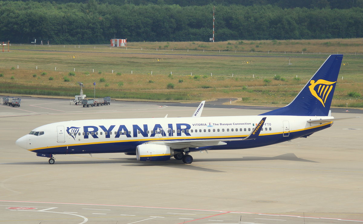 Ryanair, EI-FTO,MSN 44765, Boeing 737-8AS(WL), 06.07.2018, CGN-EDDK, Köln-Bonn, Germany (Sticker: Vitoria the Basque Connection) 
