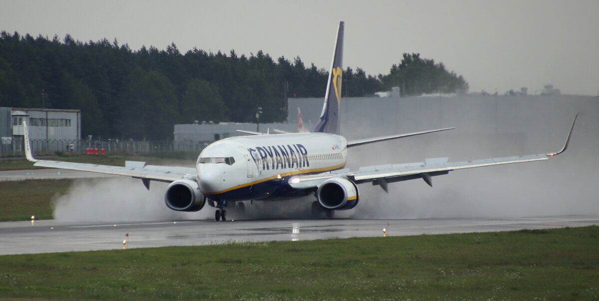 Ryanair Sun,SP-RKL,MSN 44786,Boeing 737-8AS,31.07.2021,GDN-EPGD,Gdansk,Polen