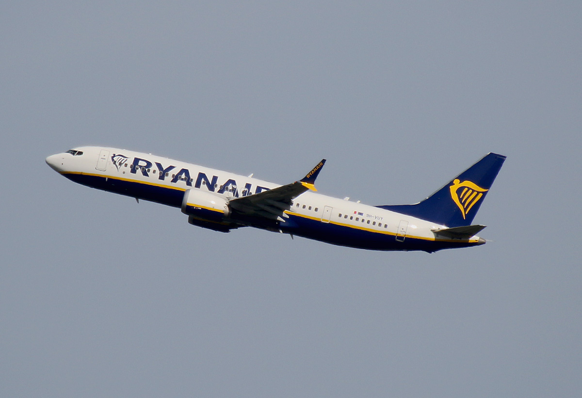 Ryanair(Malta Air), Boeing B 737 MAX 8, 9H-VUY, BER, 13.08.2023