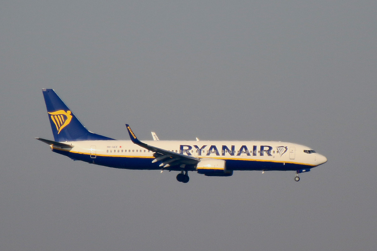 Ryanair(Malta Air), Boeing B 737-8AS, 9H-QEE, BER, 08.11.2020


