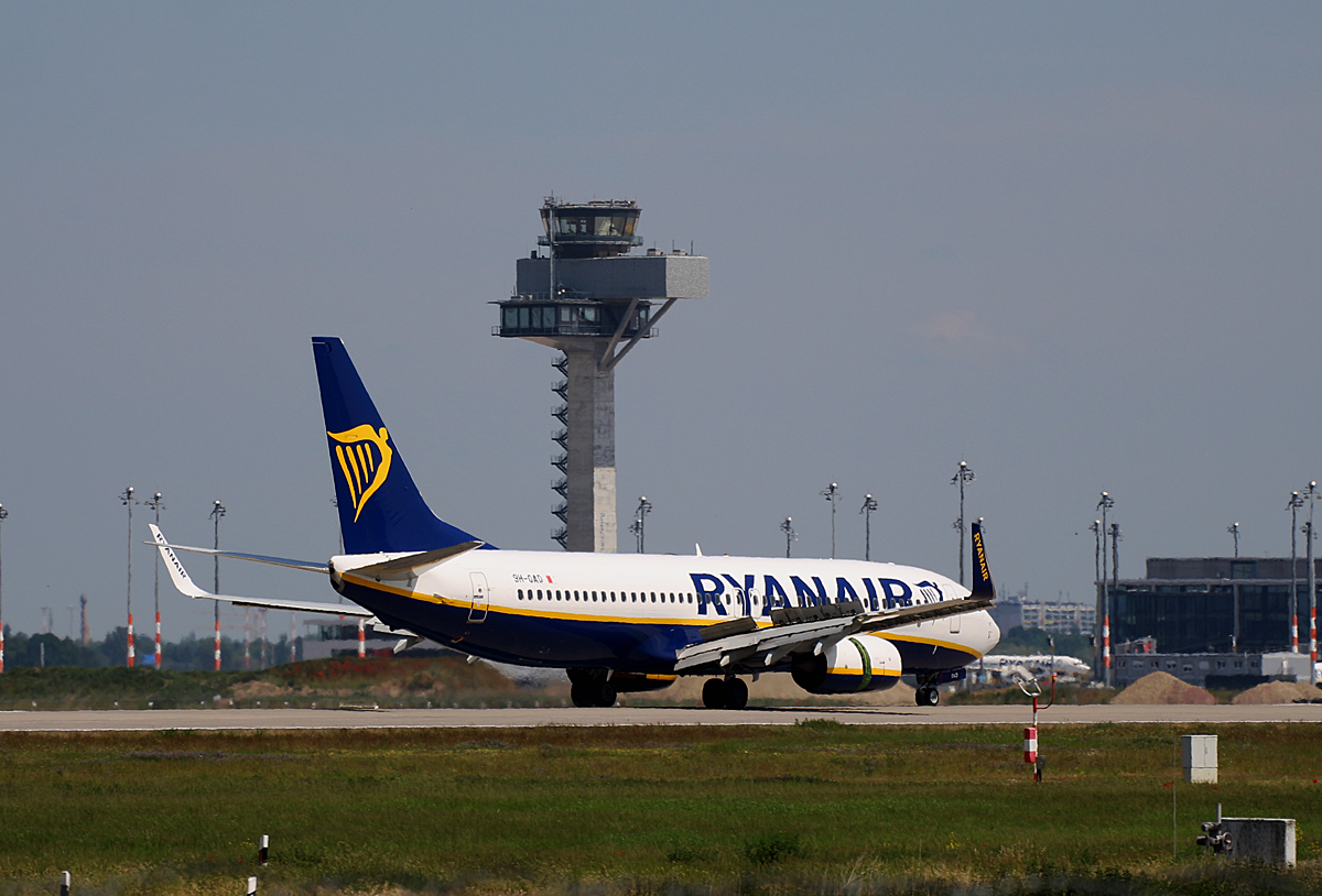 Ryanair(Malta Air), Boeing B 737-8AS, 9H-QAD, BER, 05.06.2021