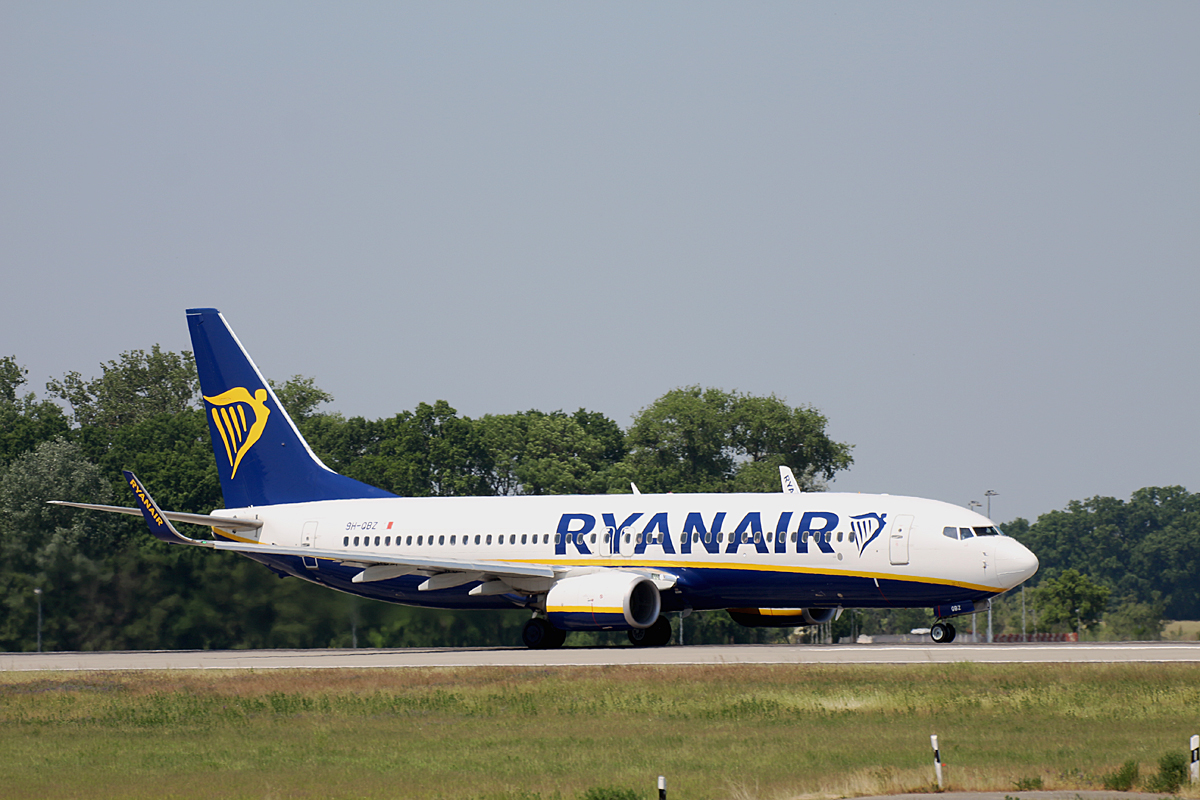 Ryanair(Malta Air), Boeing B 737-8AS, 9H-QBZ, BER, 05.06.2021