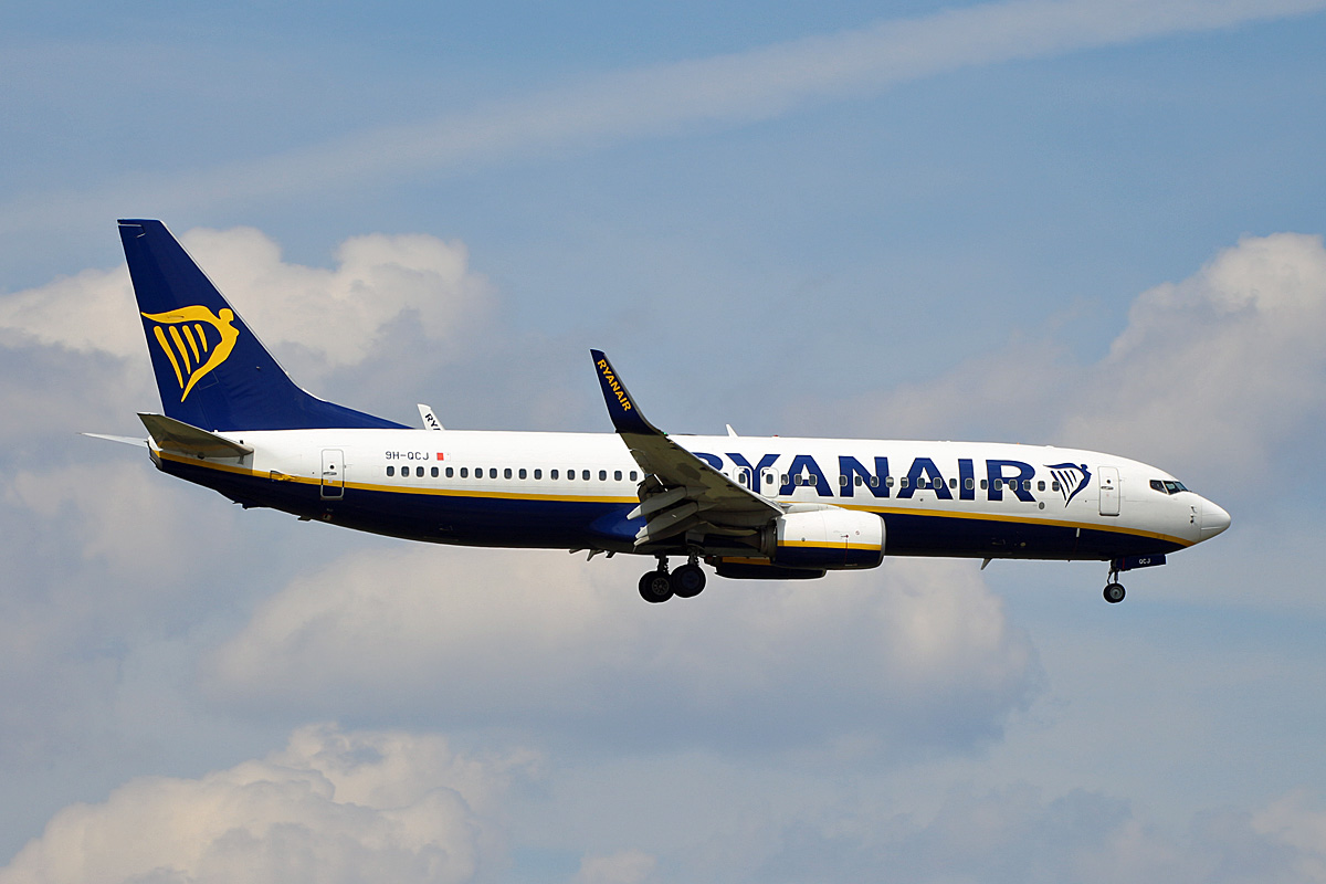 Ryanair(Malta Air), Boeing B 737-8AS, 9H-QCJ, BER, 11.07.2021