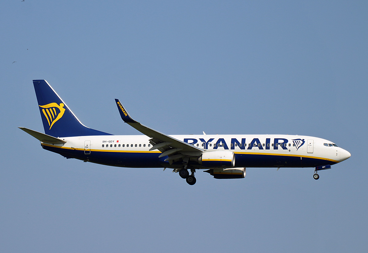 Ryanair(Malta Air), Boeing B 737-8AS, 9H-QDY, BER, 24.07.2021