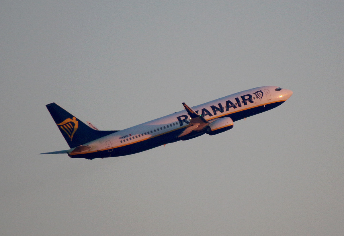 Ryanair(Malta Air), Boeing B 737-8AS, 9H-QAU, BER, 05.03.2022