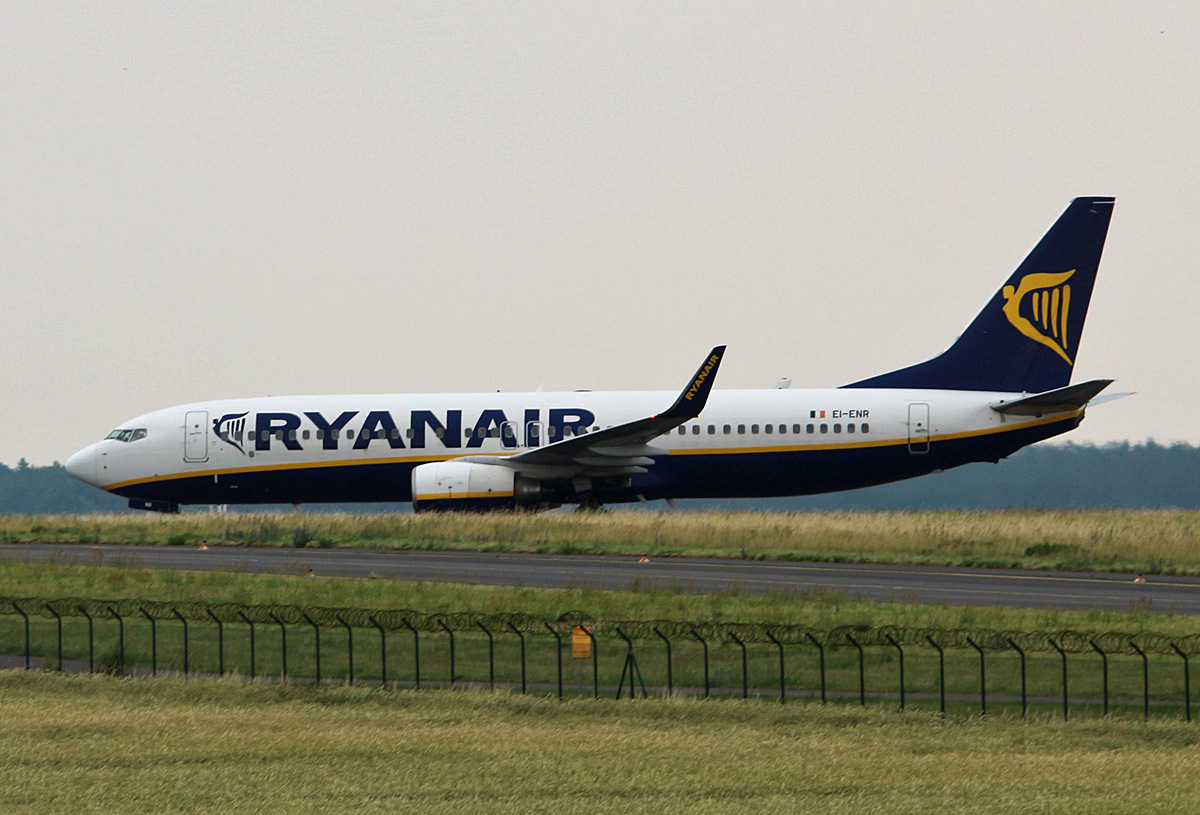 Ryaniar, Boeing B 737-8AS, EI-ENR, SXF, 24.06.2017