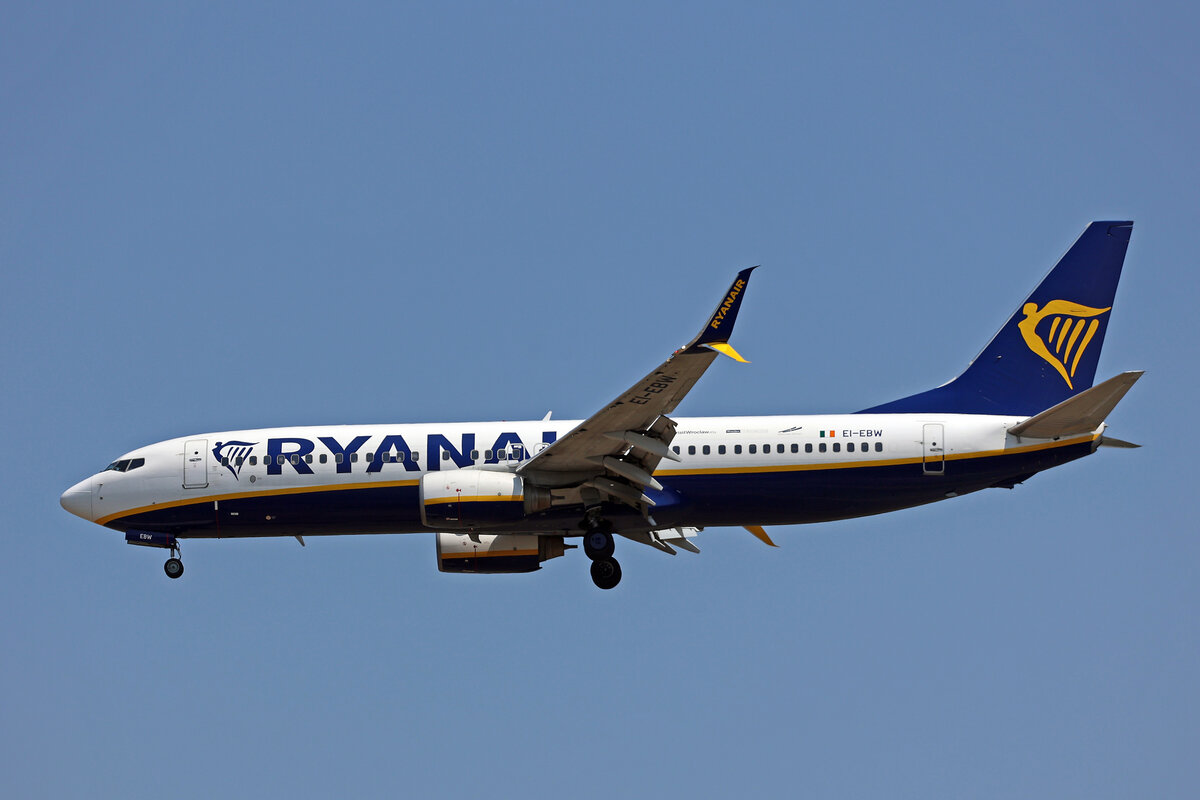 Ryaniar, EI-EBW, Boeing B737-8AS, msn: 35010/2873,  Visit Wroclaw , 10.Juli 2026, MXP Milano Malpensa, Italy.