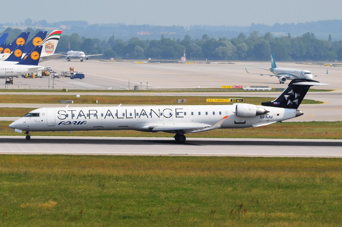 S5-AAV Adria Airways Canadair CL-600-2D24 Regional Jet CRJ-900LR  , MUC , 21.06.2017