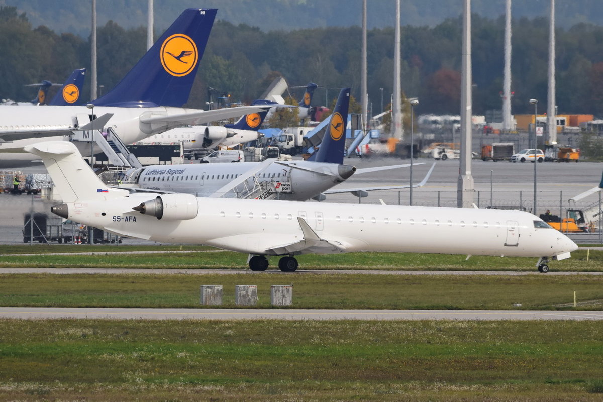 S5-AFA Adria Airways Canadair CL-600-2D24 Regional Jet CRJ-900LR  , MUC , 04.10.2017