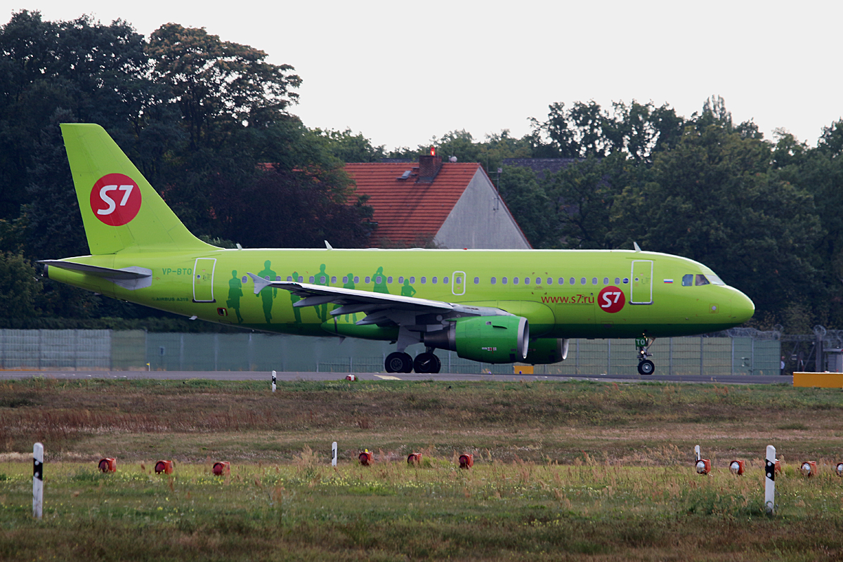 S7 Airlines, Airbus A 319-114, VP-BTO, TXL, 23.09.2016