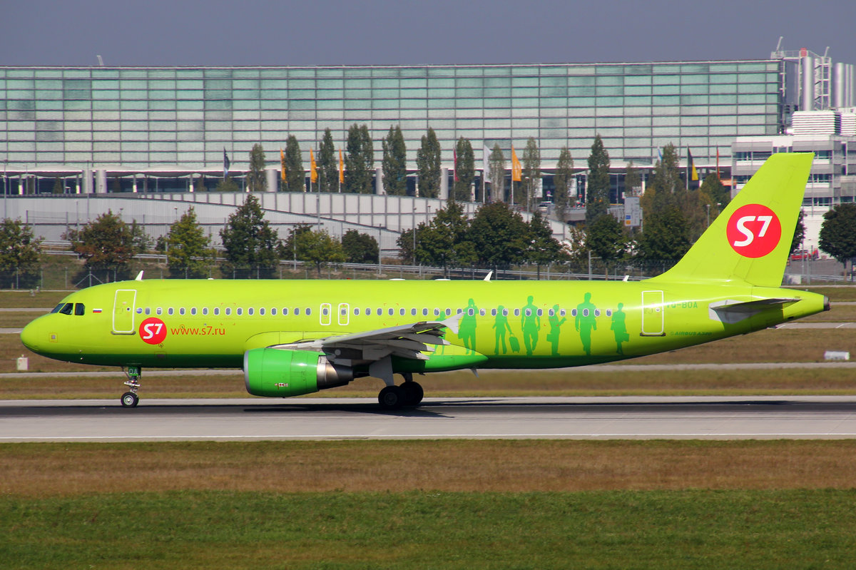 S7 Airlines, VQ-BOA, Airbus A320-214, 25.September 2016, MUC München, Germany.